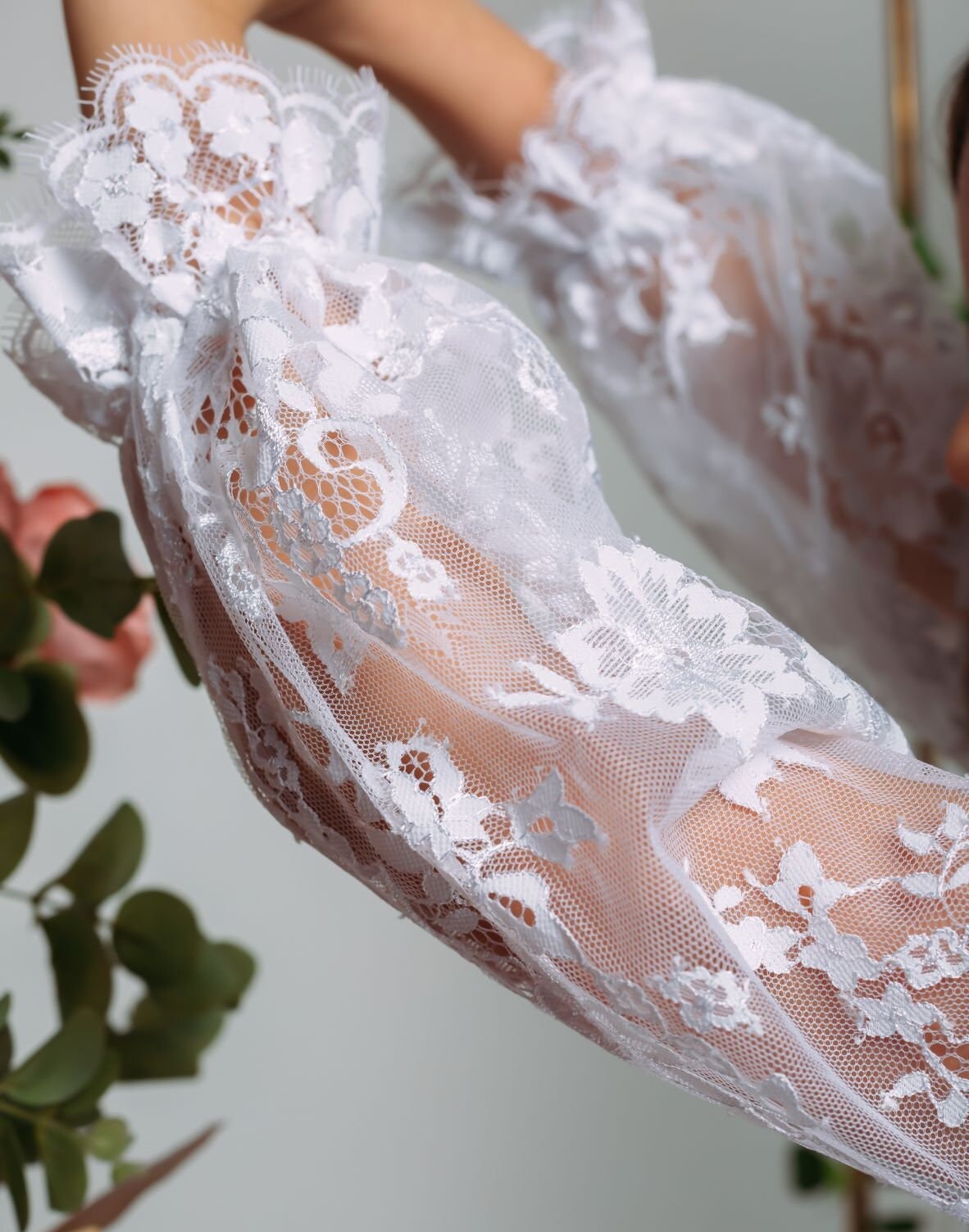 White lace First communion & Baptism dress, flower girl dress, wedding guest dress, Bridesmaids dress, holy communion gown, mini bride dress