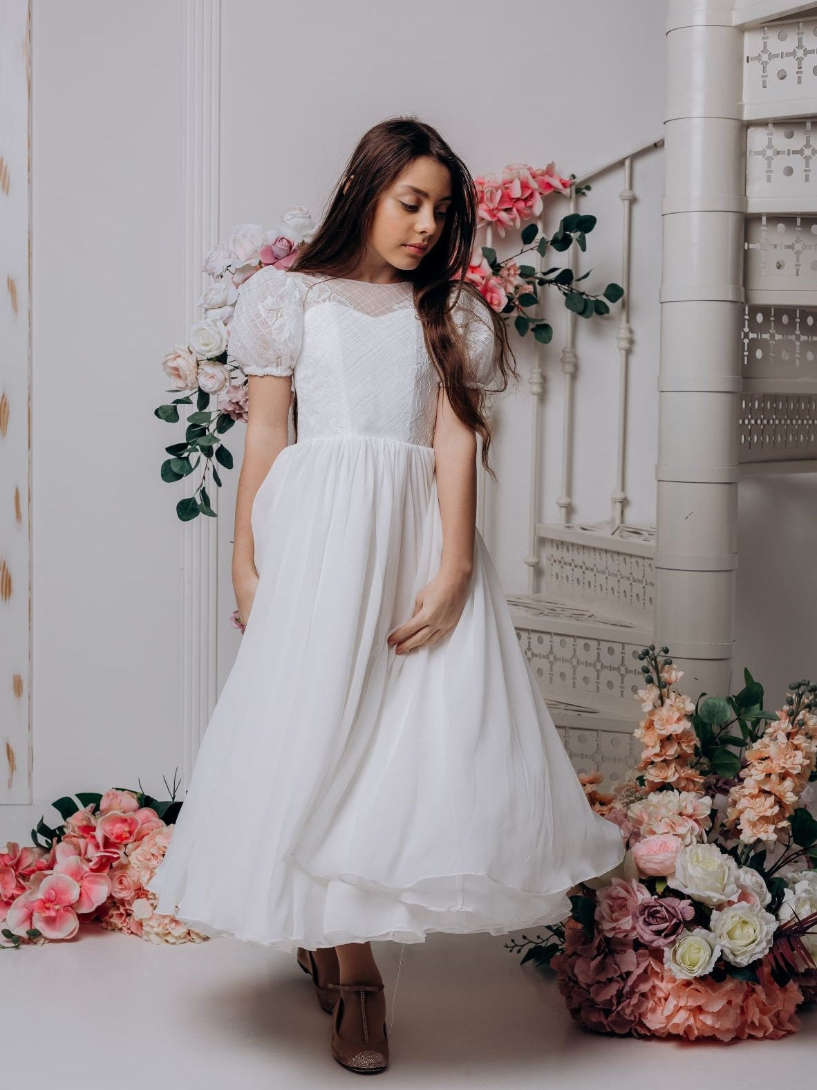 Flower girl dress, First communion girl dress, Baptism Tulle girl dress, Lace flower girl dress, Girl ball gown, Toddler flower girl dress
