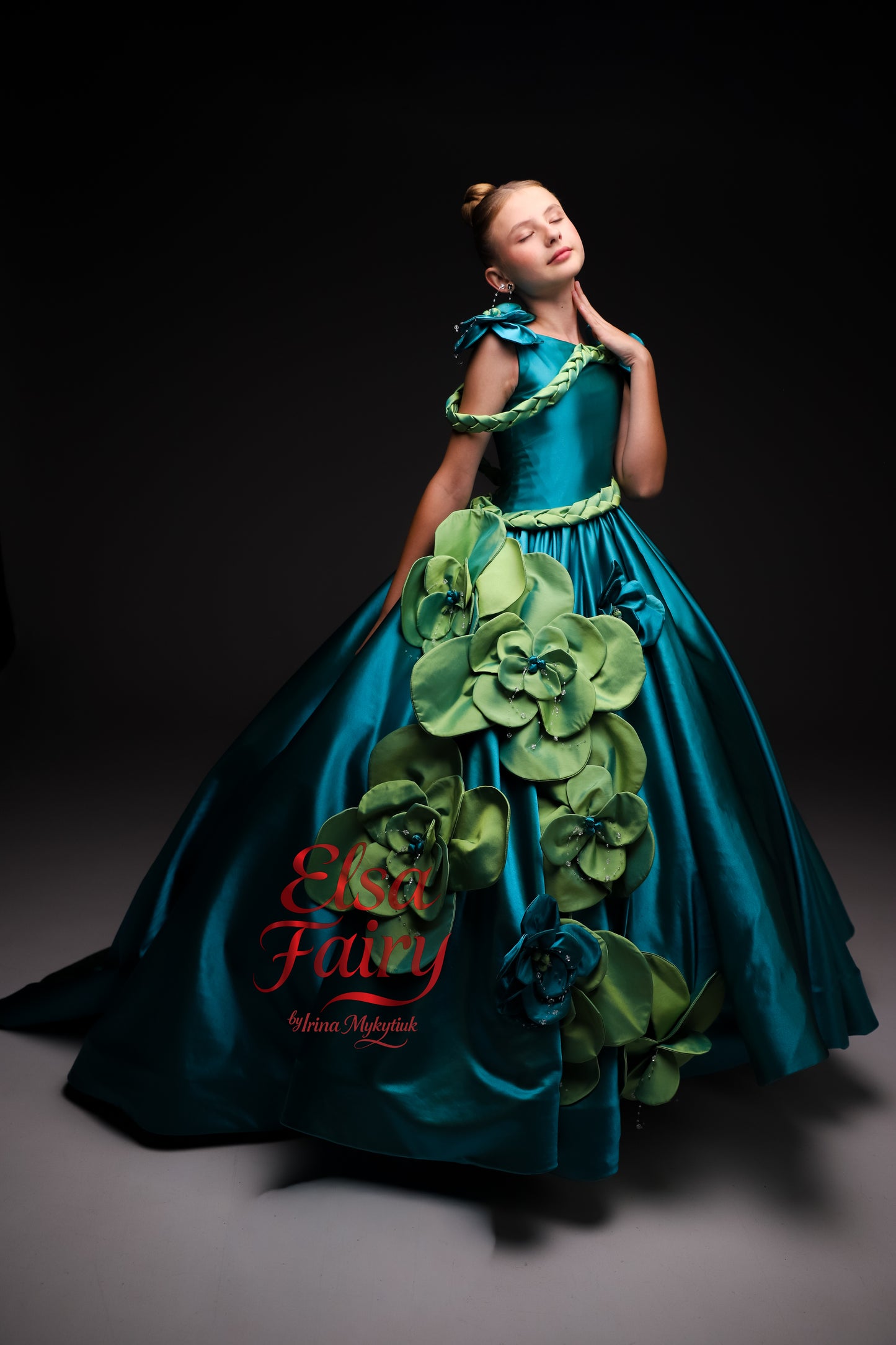 Gala evening gown, Emerald Green Exclusive Ball Gown: Handmade Formal Dress with flowers